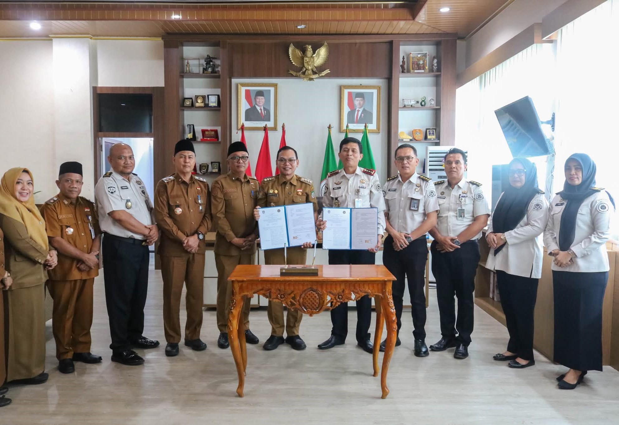 PEMKAB SELUMA DAN BAPAS BENGKULU TANDATANGANI MOU PELAKSANAAN PIDANA KERJA SOSIAL