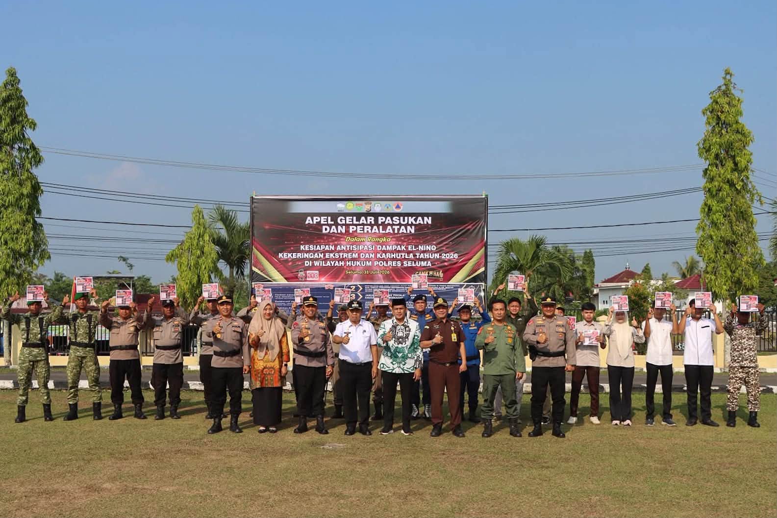 WABUP SELUMA AJAK MASYARAKAT TINGKATKAN KEWASPADAAN HADAPI ANCAMAN KARHUTLA DAN KEKERINGAN