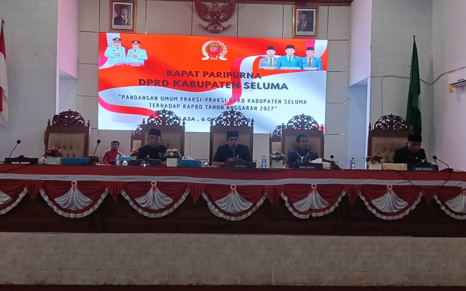 WABUP GUSTIANTO HADIRI RAPAT PARIPURNA DENGAN AGENDA PANDANGAN UMUM FRAKSI TERHADAP RAPBD TA 2027