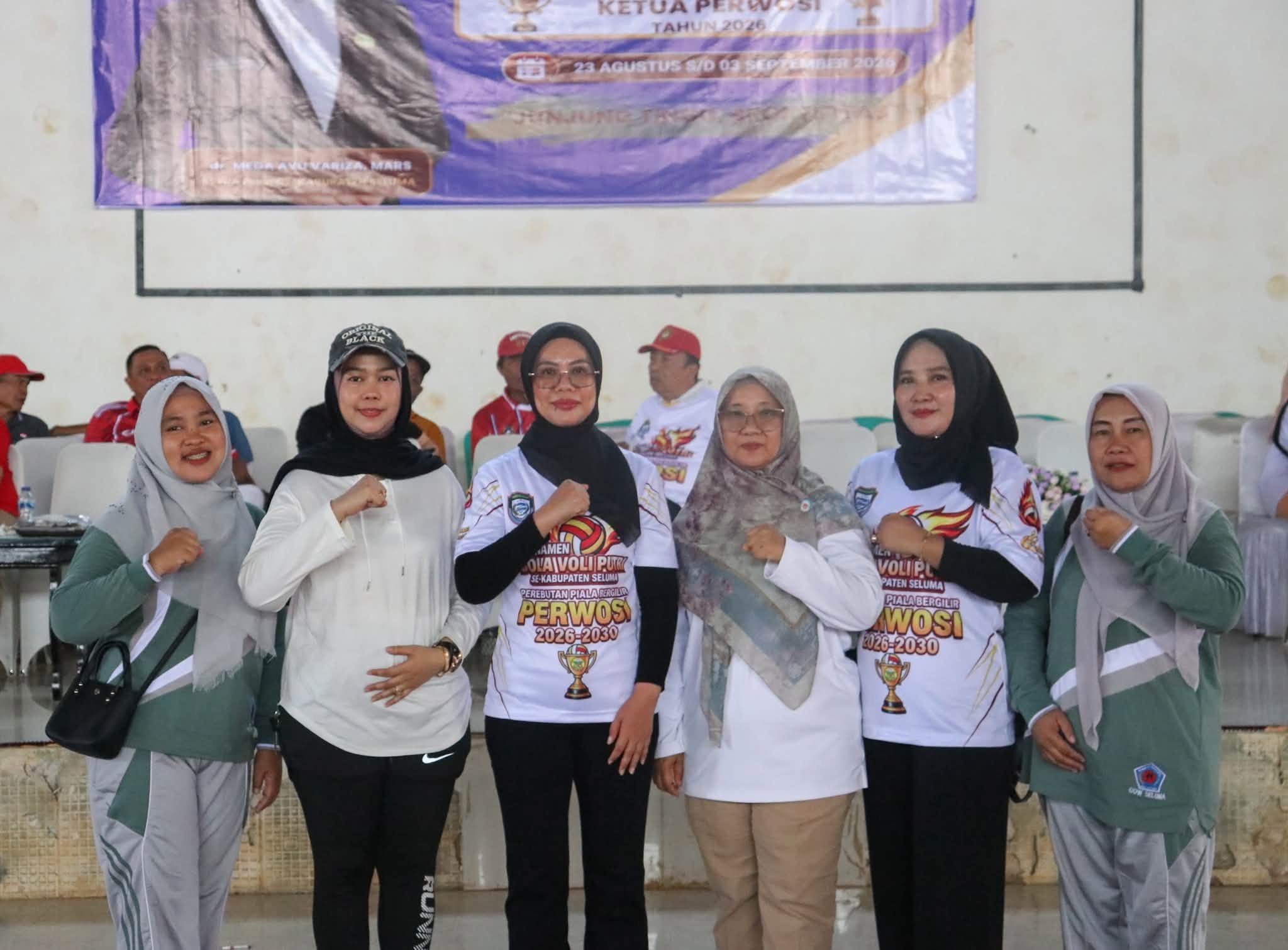 33 TIM RAMAIKAN TURNAMEN VOLI PUTRI ANTAR DESA SE-KABUPATEN SELUMA
