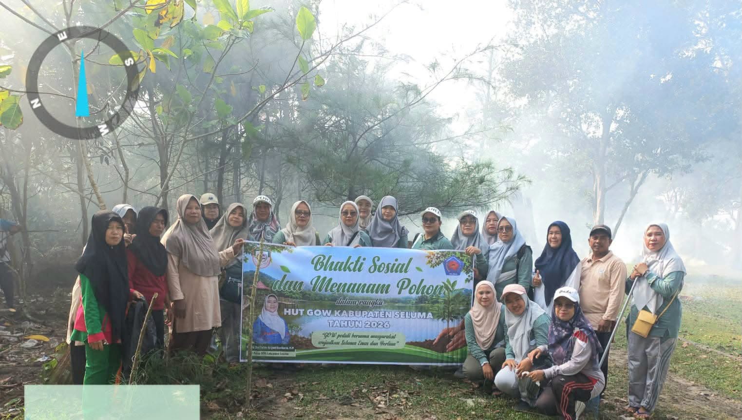 RAYAKAN HARI JADI, GOW KABUPATEN SELUMA GELAR BAKTI SOSIAL DI DESA PENAGO I