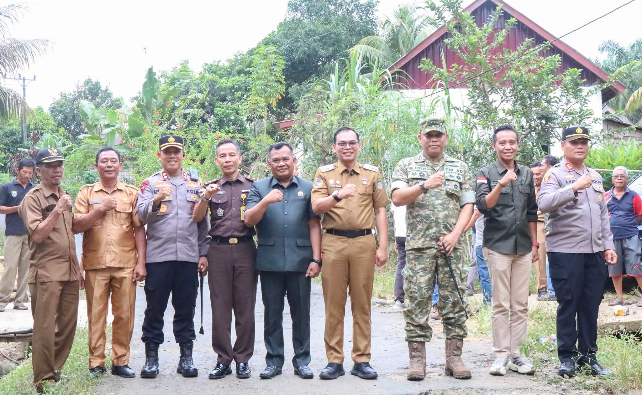 BUPATI SELUMA SAMBUT BAIK PEMBANGUNAN JEMBATAN GARUDA TAHAP VII